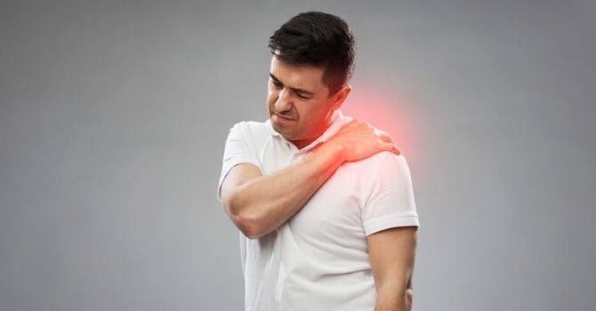 Shoulder Pain Won't Quit? Here's How Acupuncture Can Help
